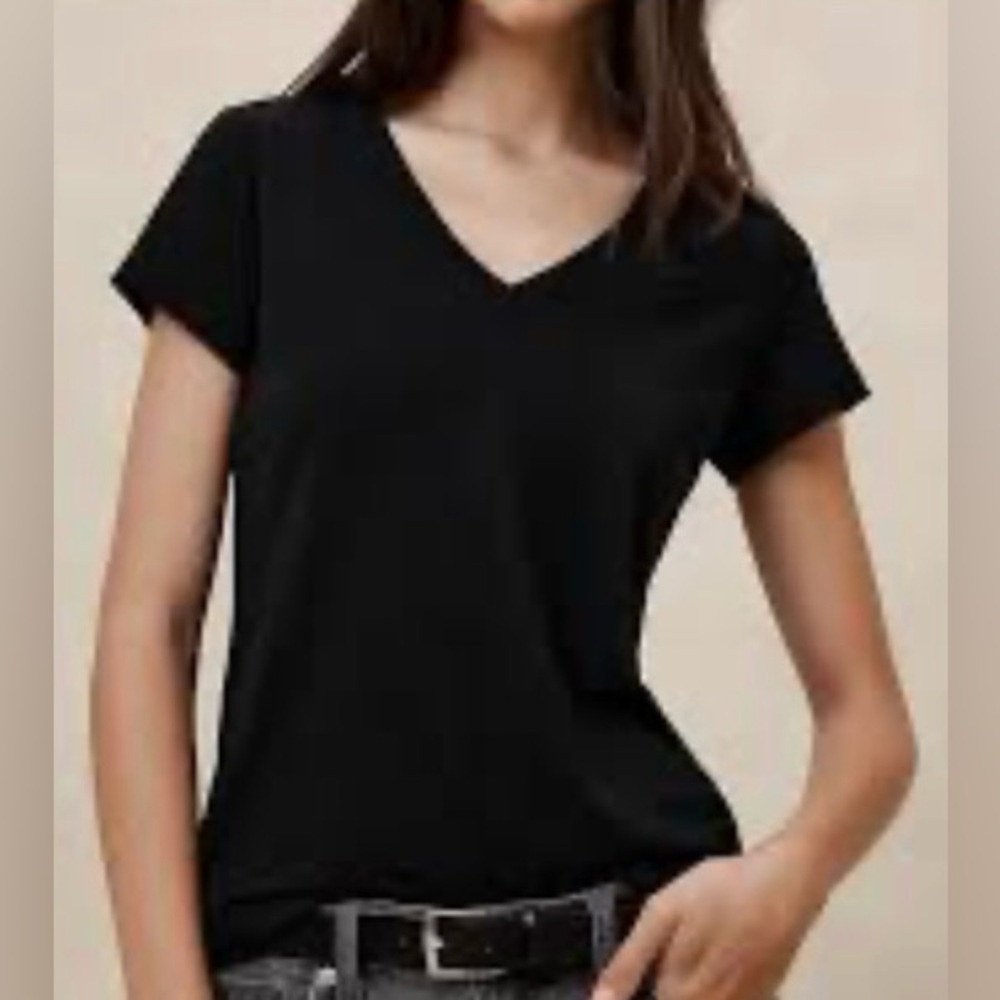 Lot Of 2 Banana Republic Timeless T-Shirts In Black & Yellow NEW Size Medium - Picture 3 of 6